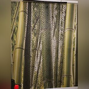 Decorative wooded circle curtain‎